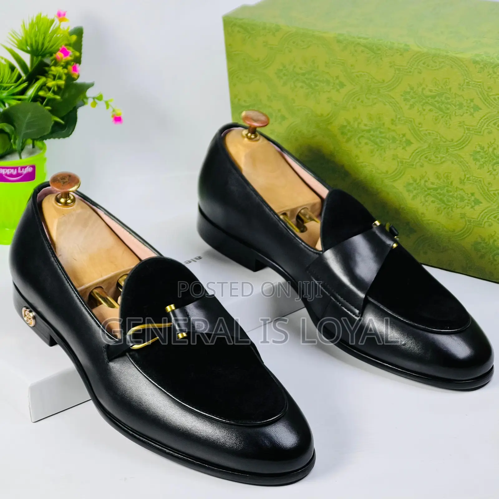Gucci Black Suede and Leather Mens Shoe