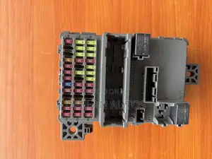 2017 - 2021 Honda Cr-v  Interior Fuse Box Relay Module Unit