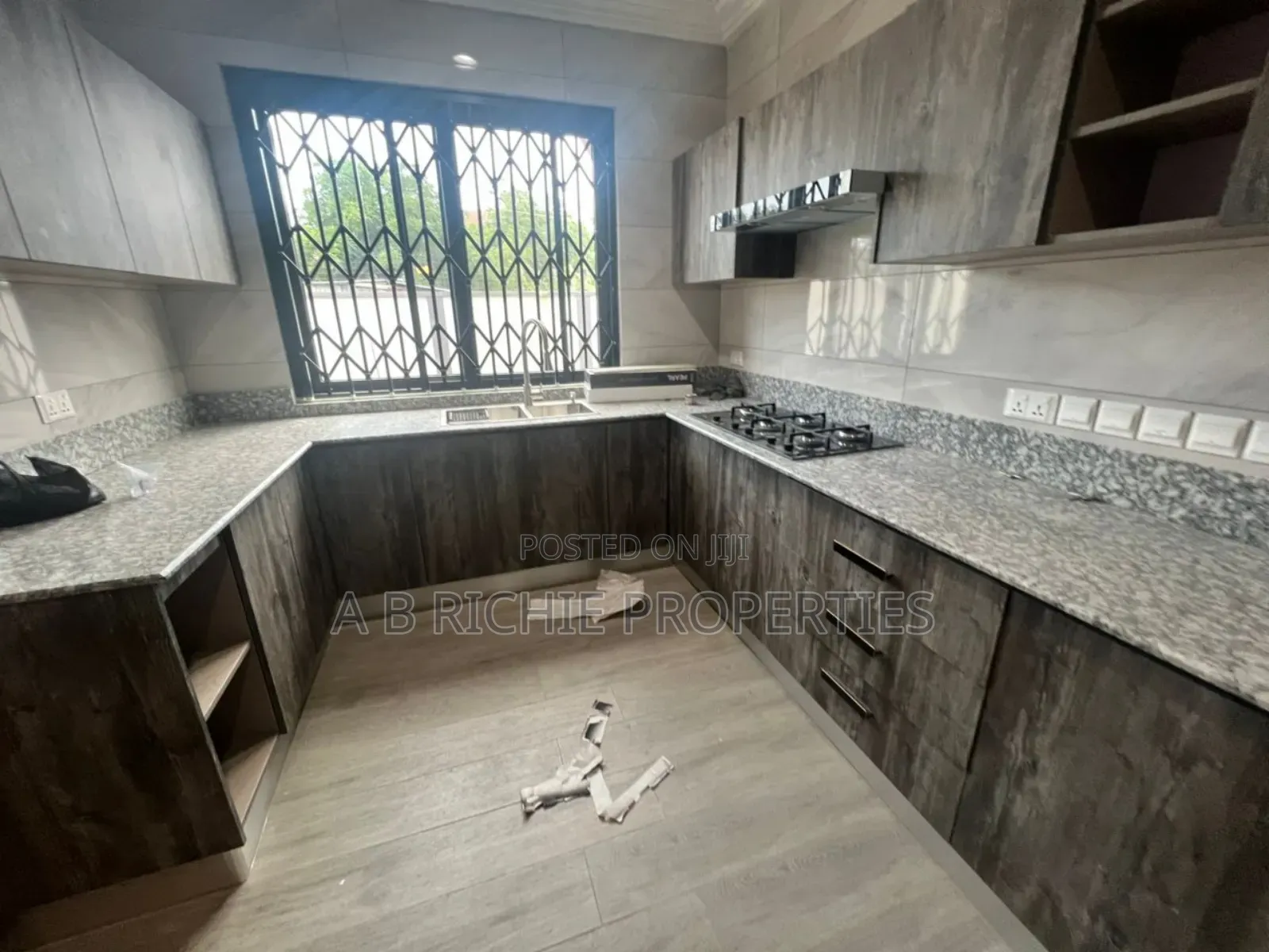 4bdrm House in Ab Richie Properties, Teshie for sale