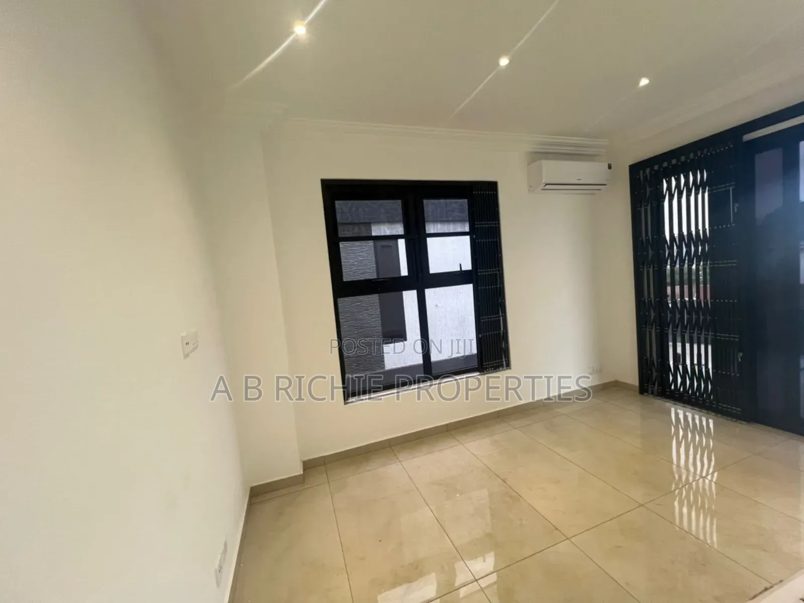 4bdrm House in Ab Richie Properties, Teshie for sale