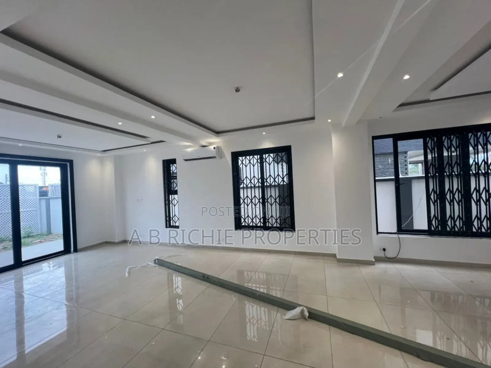 4bdrm House in Ab Richie Properties, Teshie for sale
