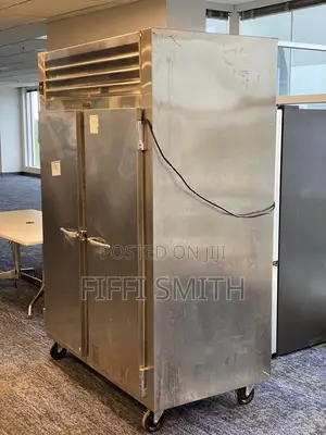 Traulsen G22010 Top Mounted Reach-in Refrigerator