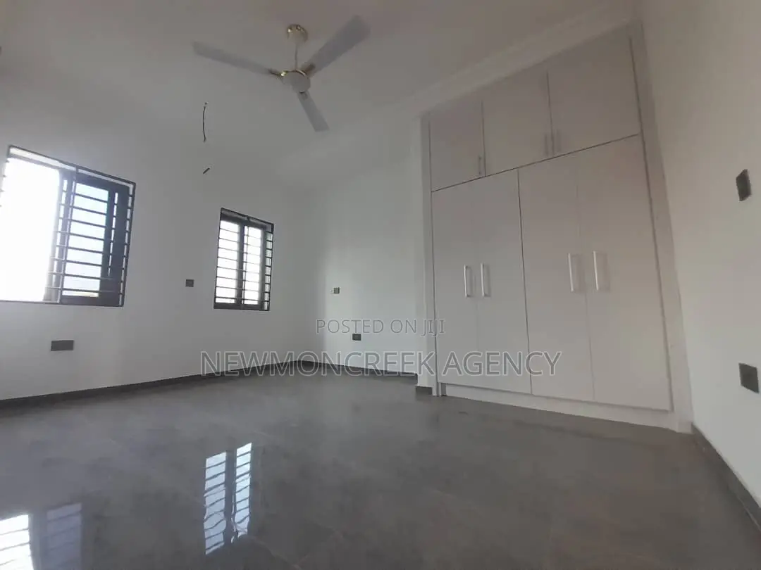 2bdrm Apartment in Adenta Amrahia, Accra Metropolitan for rent