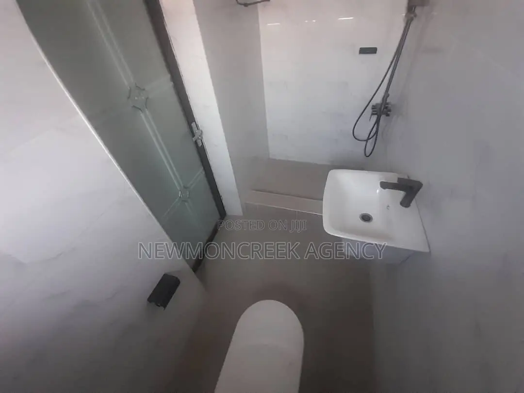2bdrm Apartment in Adenta Amrahia, Accra Metropolitan for rent