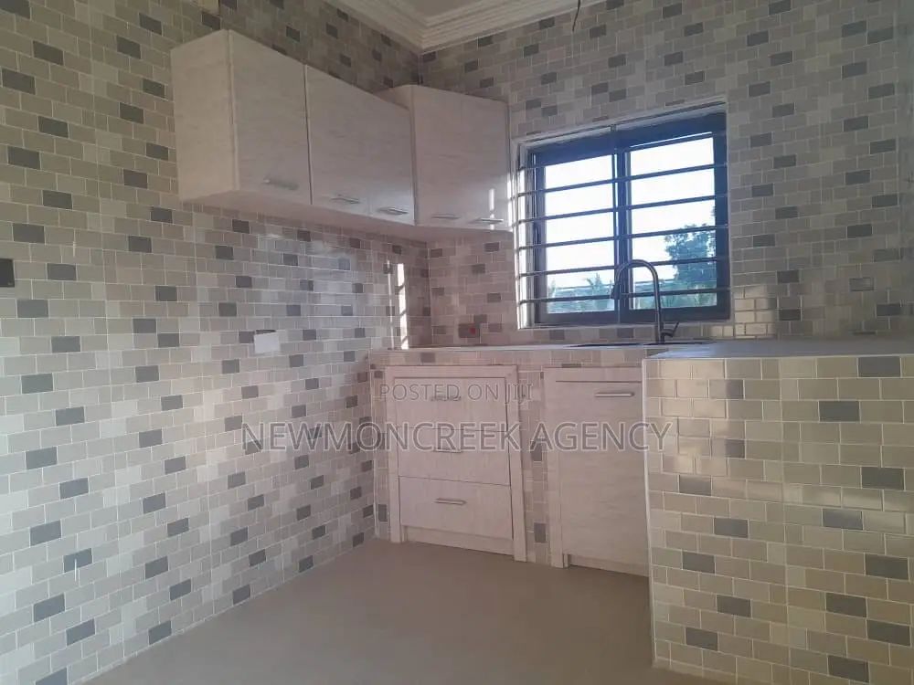 2bdrm Apartment in Adenta Amrahia, Accra Metropolitan for rent