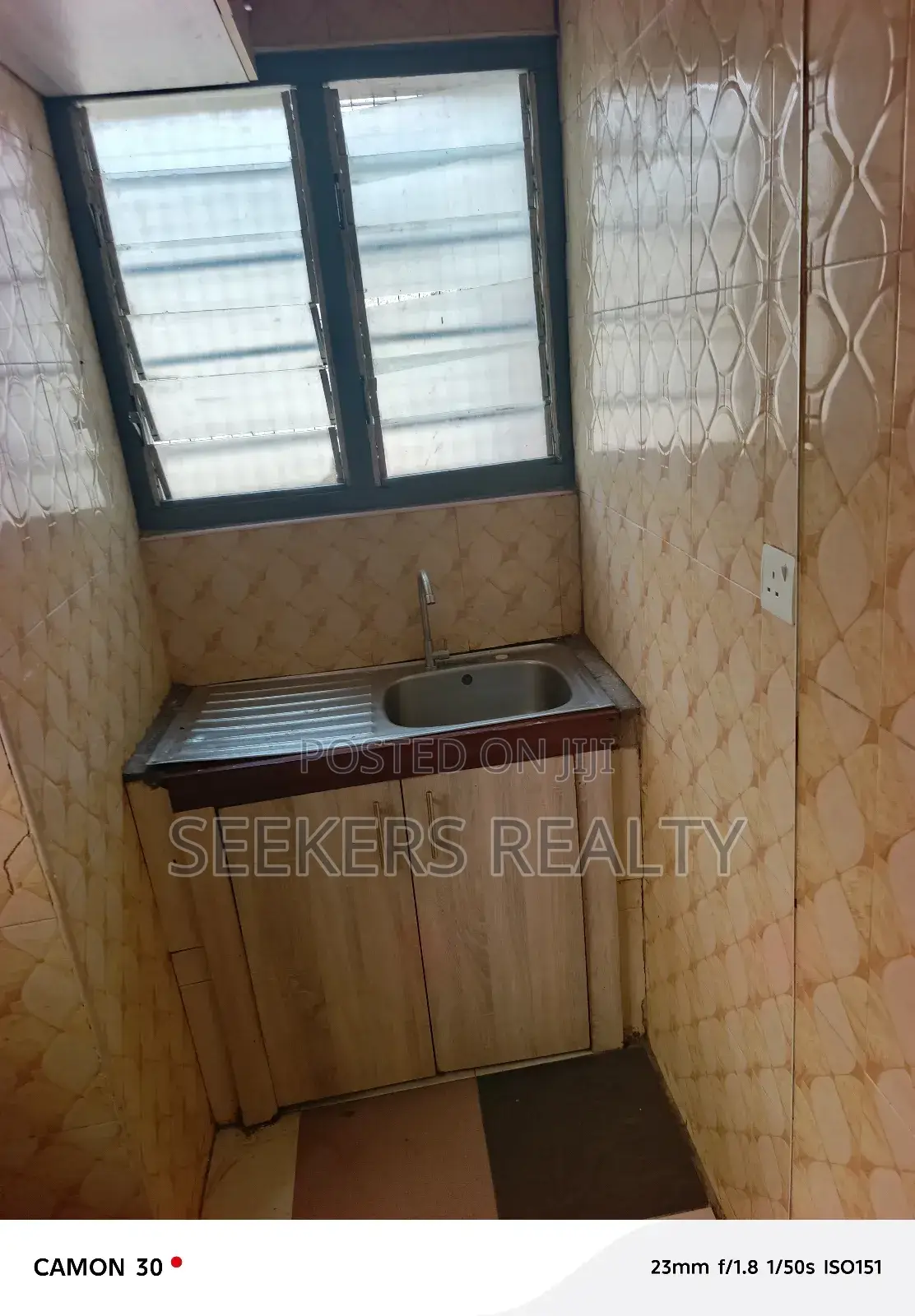 1bdrm Apartment in Seekers Realty, Madina for rent
