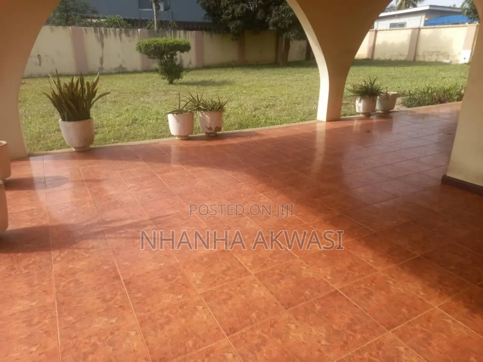 6bdrm House in Community 3, Tema Metropolitan for rent