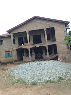 6bdrm House in Tuba Road, Ga South Municipal for sale