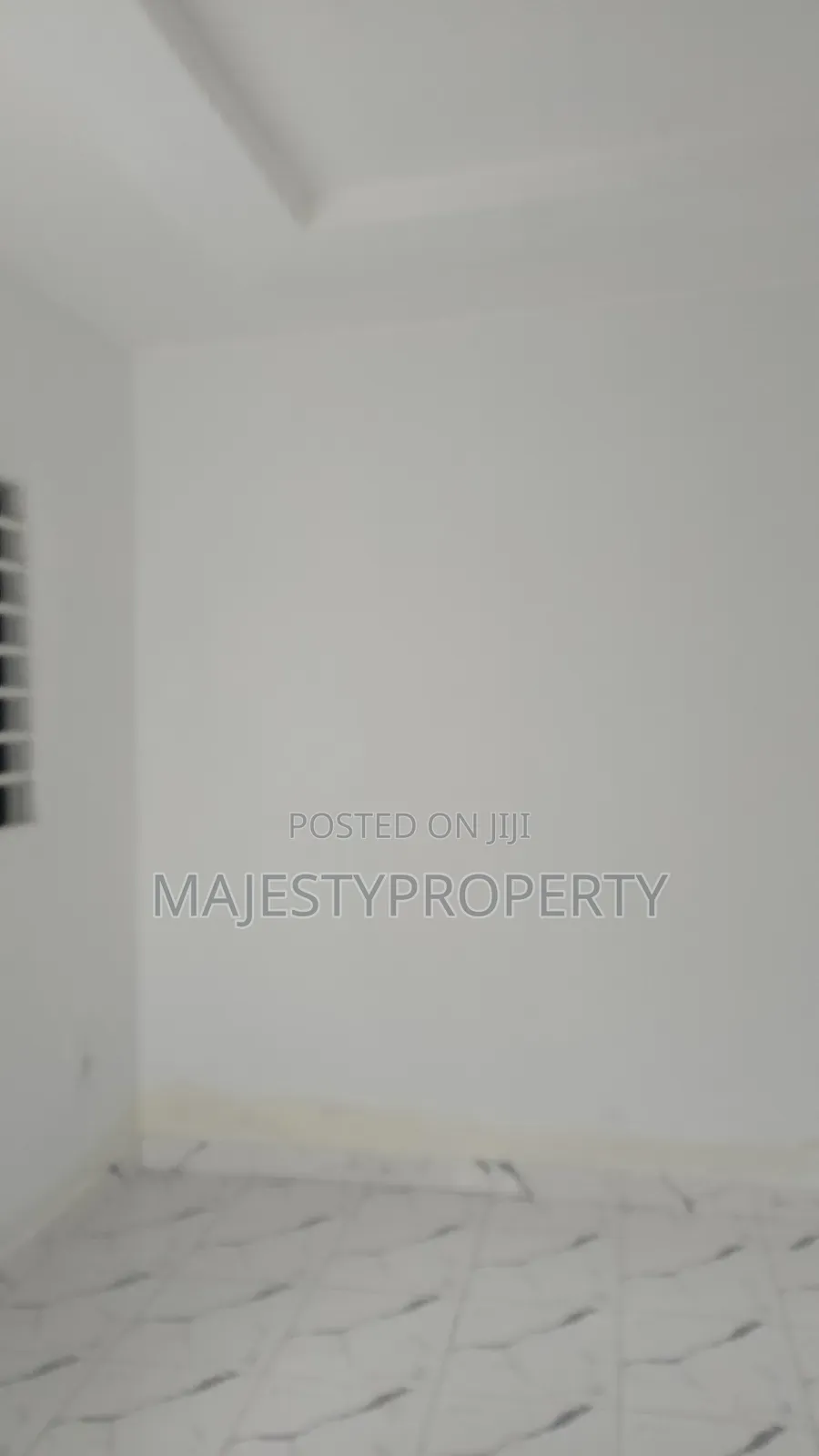 3bdrm Townhouse/Terrace in Batsona, Spintex for sale