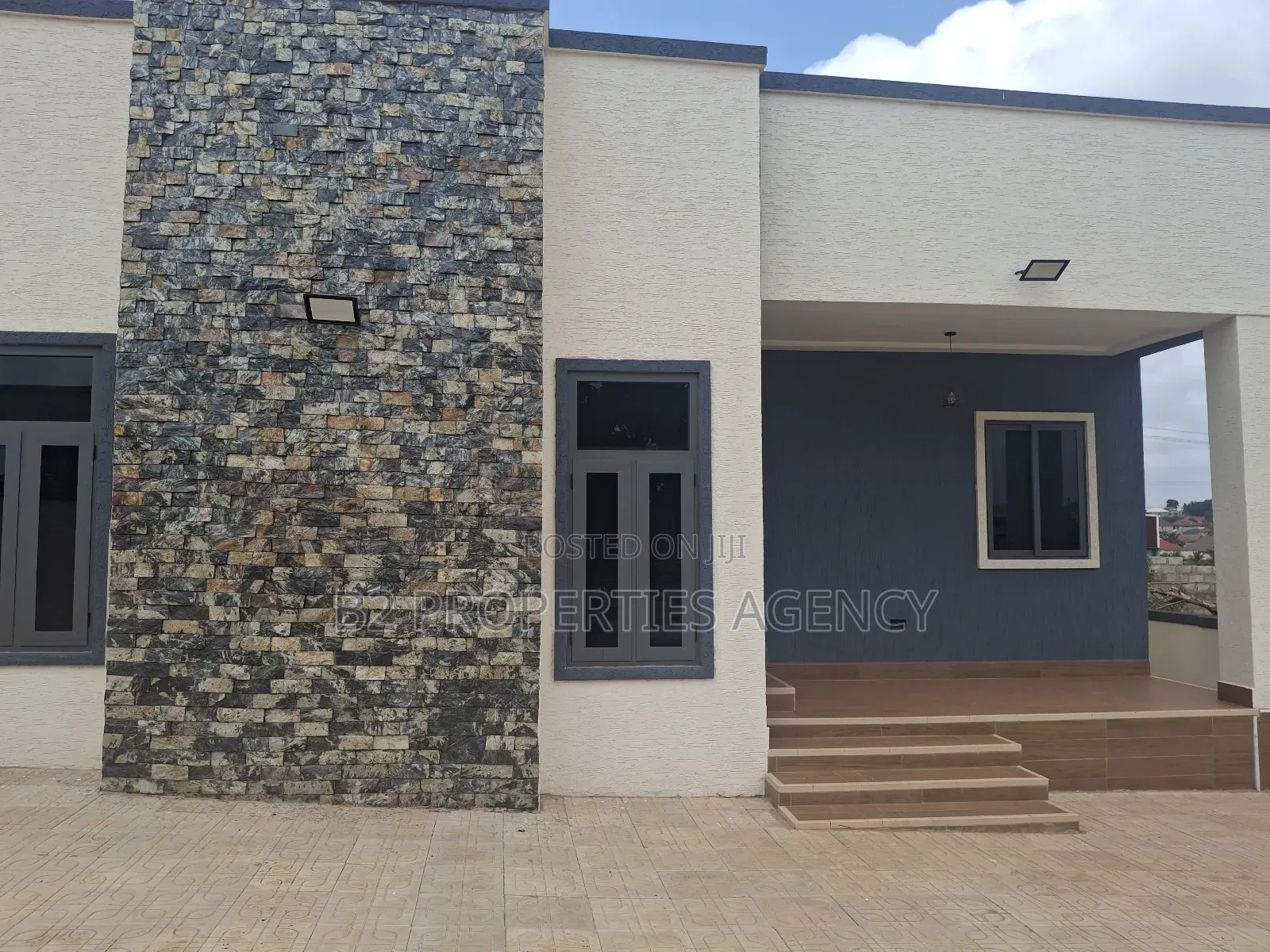 3bdrm House in B2 Properties Agency, Kumasi Metropolitan for sale