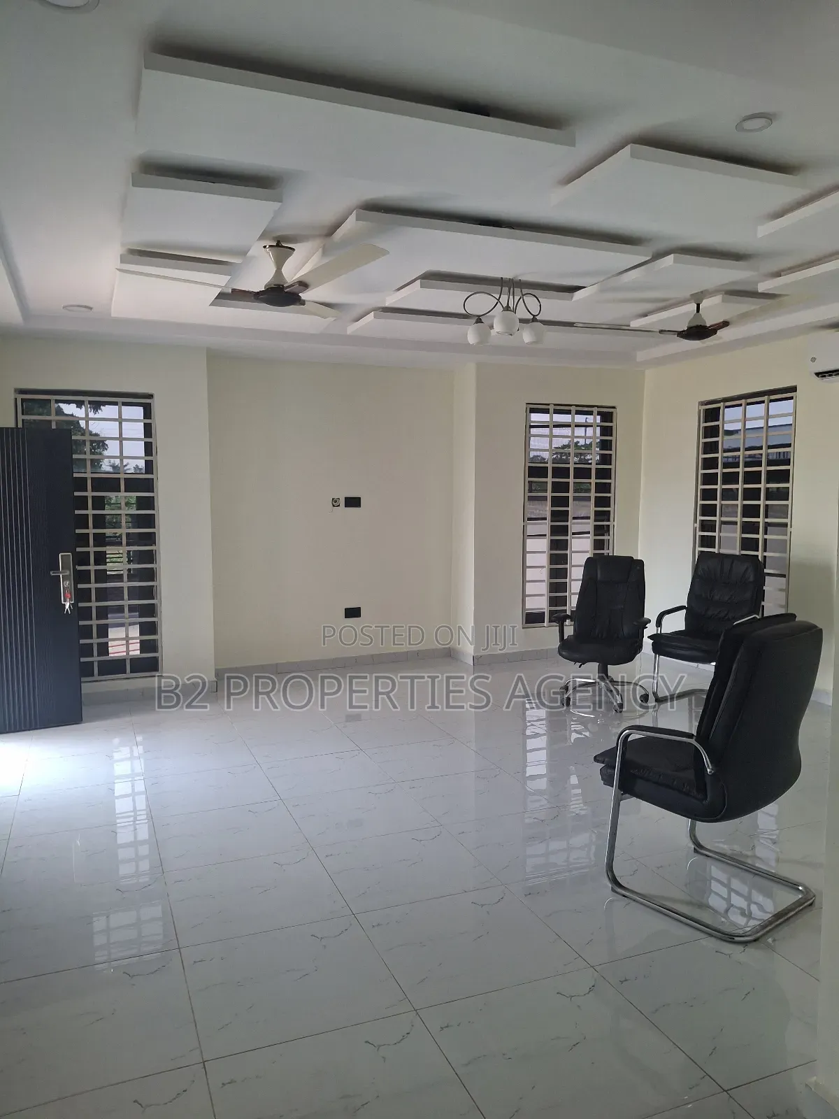 3bdrm House in B2 Properties Agency, Kumasi Metropolitan for sale