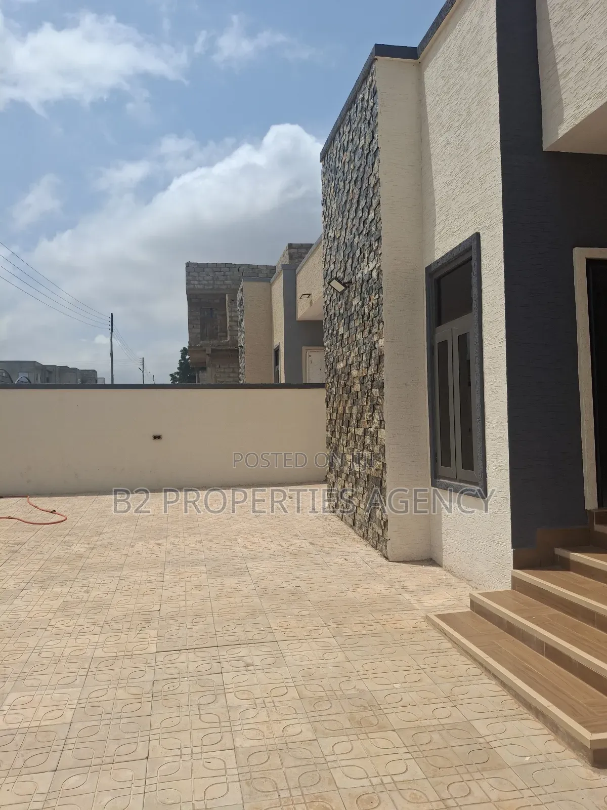 3bdrm House in B2 Properties Agency, Kumasi Metropolitan for sale