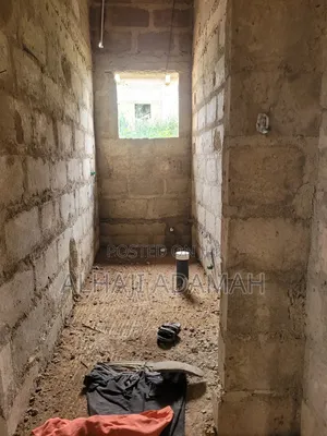 4bdrm Block of Flats in Diamond City Estate, Atwima Kwanwoma for sale