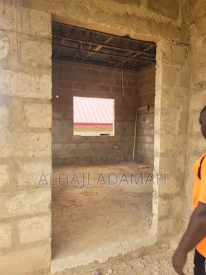 4bdrm Block of Flats in Diamond City Estate, Atwima Kwanwoma for sale