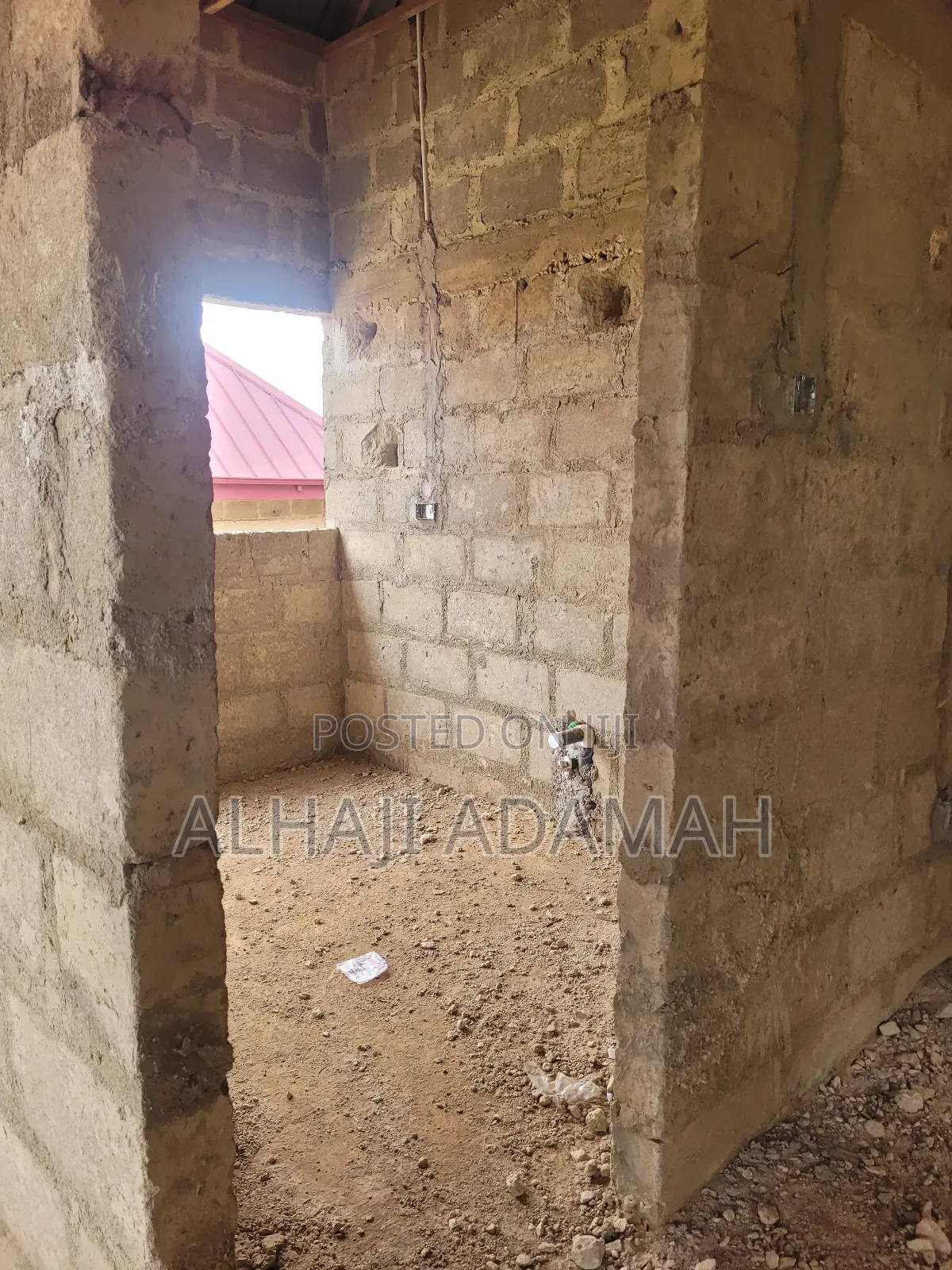 4bdrm Block of Flats in Diamond City Estate, Atwima Kwanwoma for sale