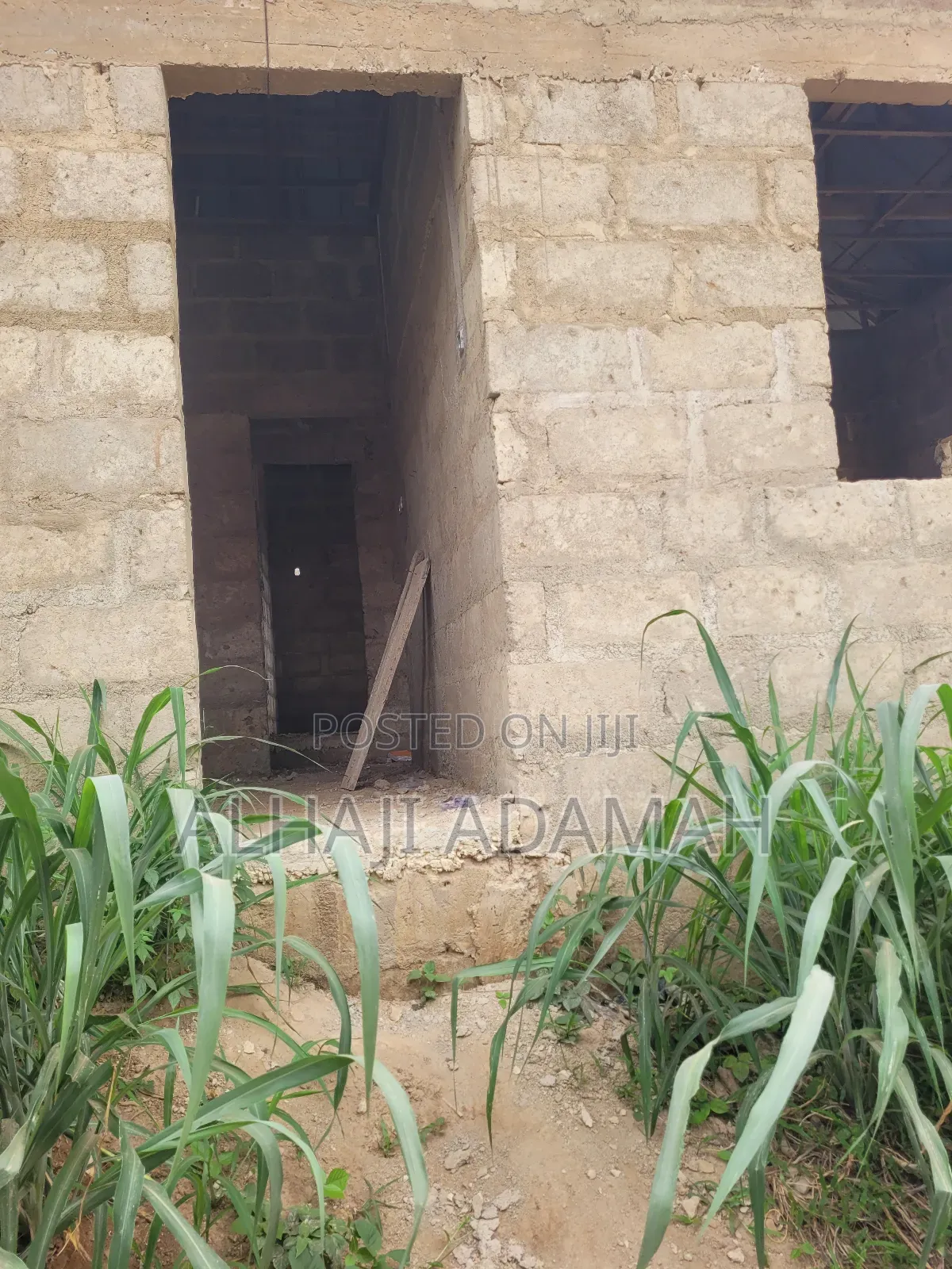 4bdrm Block of Flats in Diamond City Estate, Atwima Kwanwoma for sale
