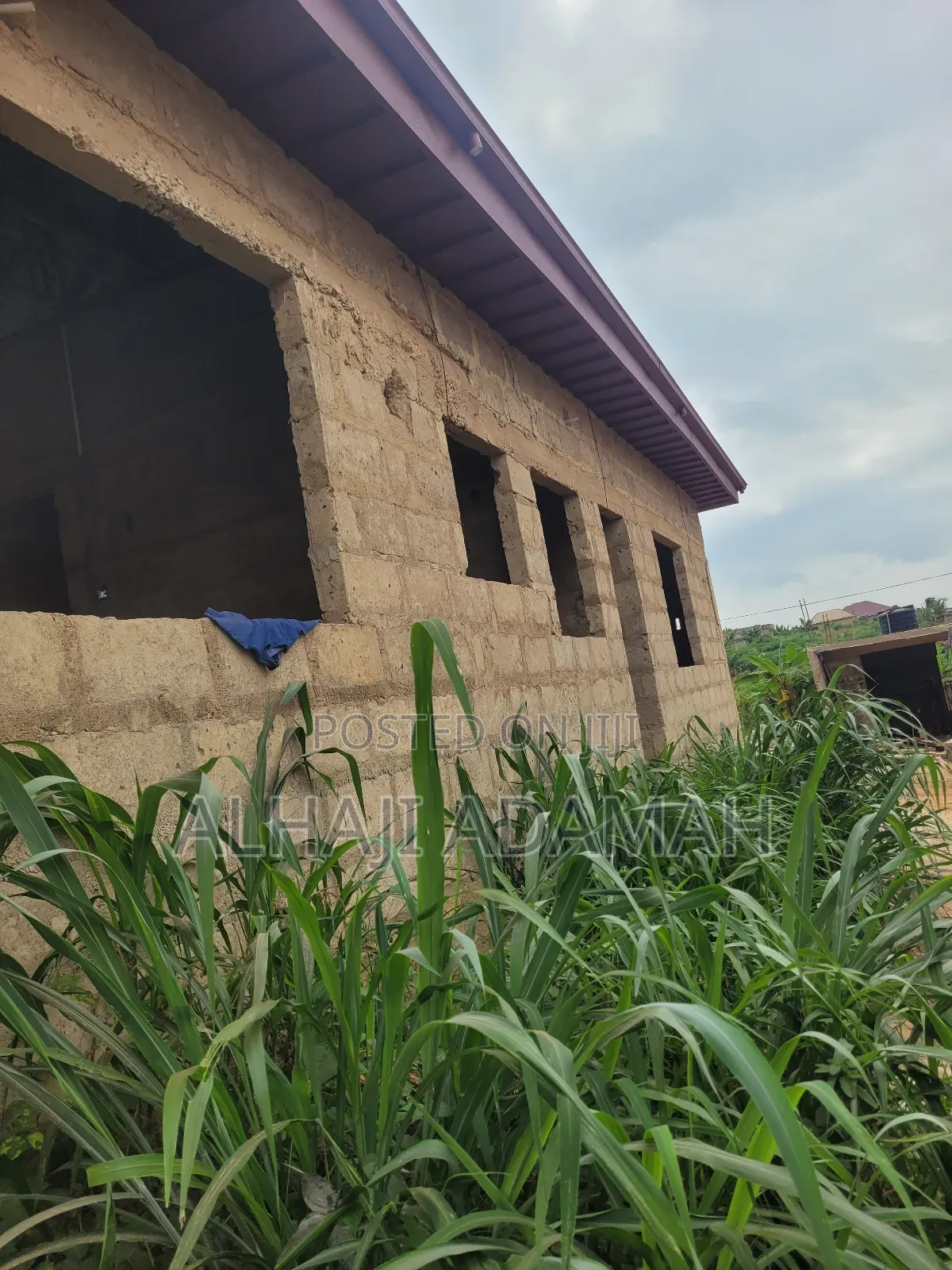 4bdrm Block of Flats in Diamond City Estate, Atwima Kwanwoma for sale