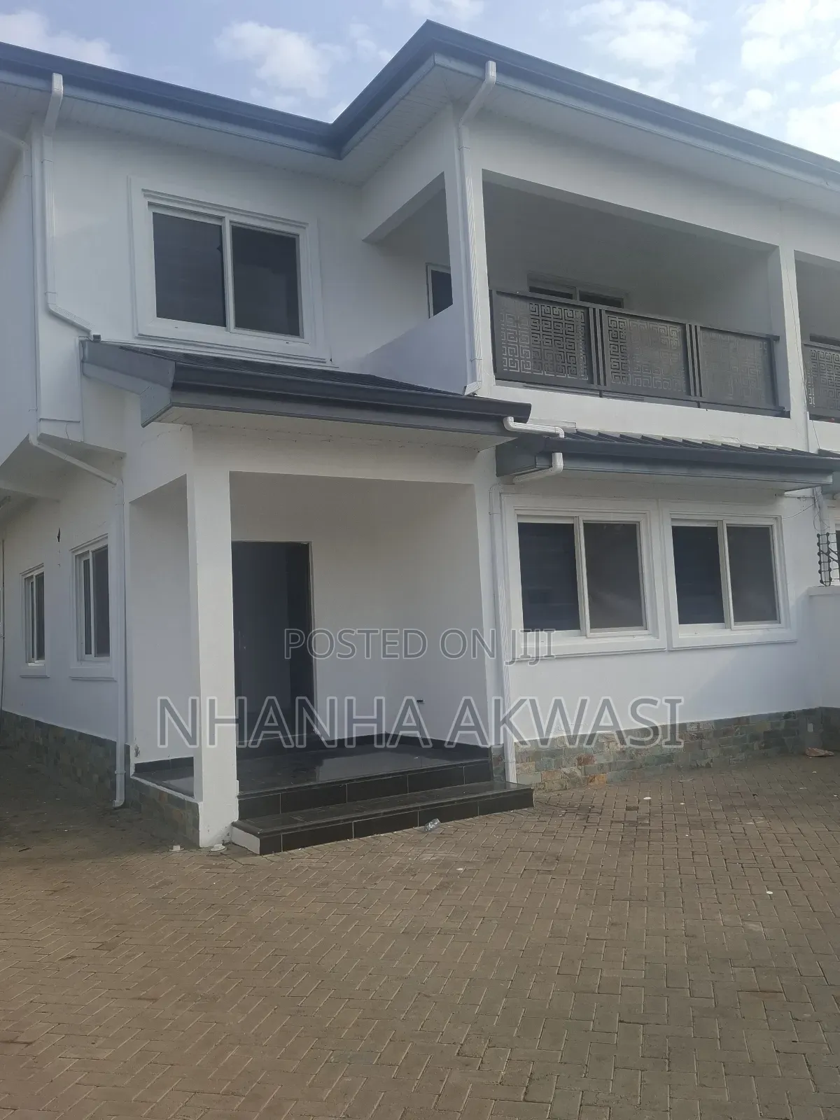 4bdrm House in Community 6, Tema Metropolitan for rent
