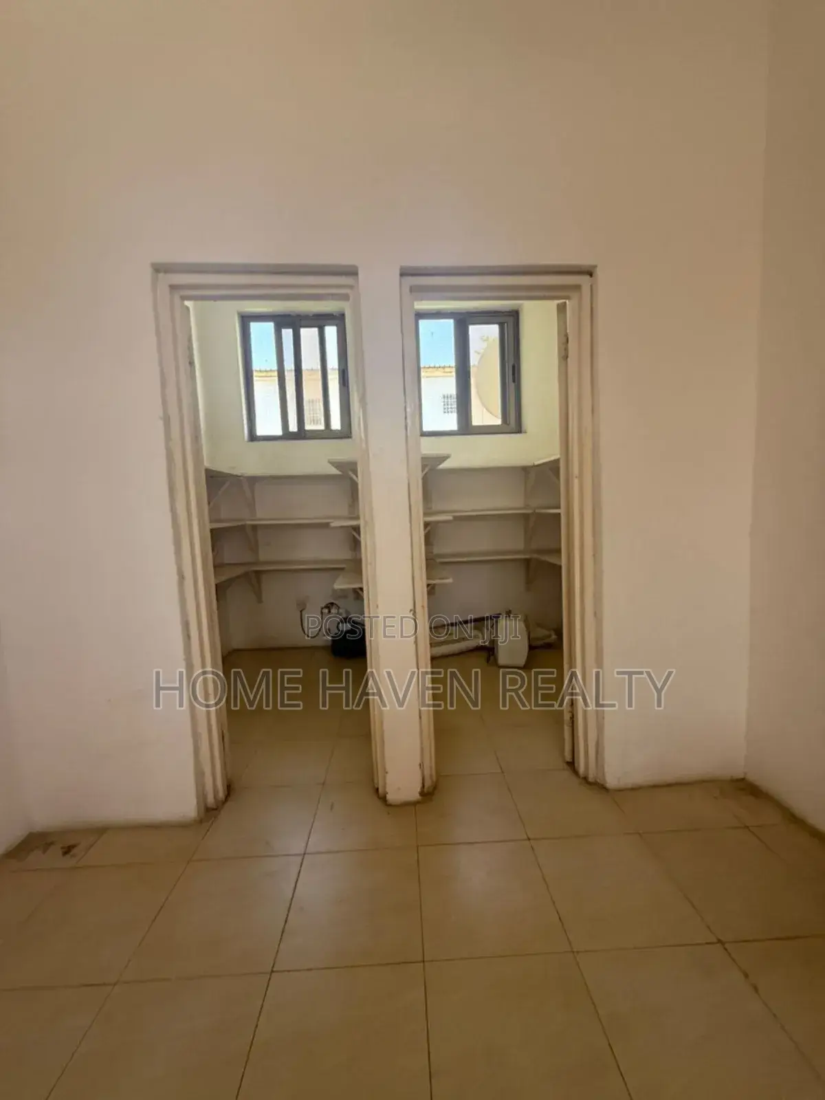 6bdrm House in Airport Residentials for rent