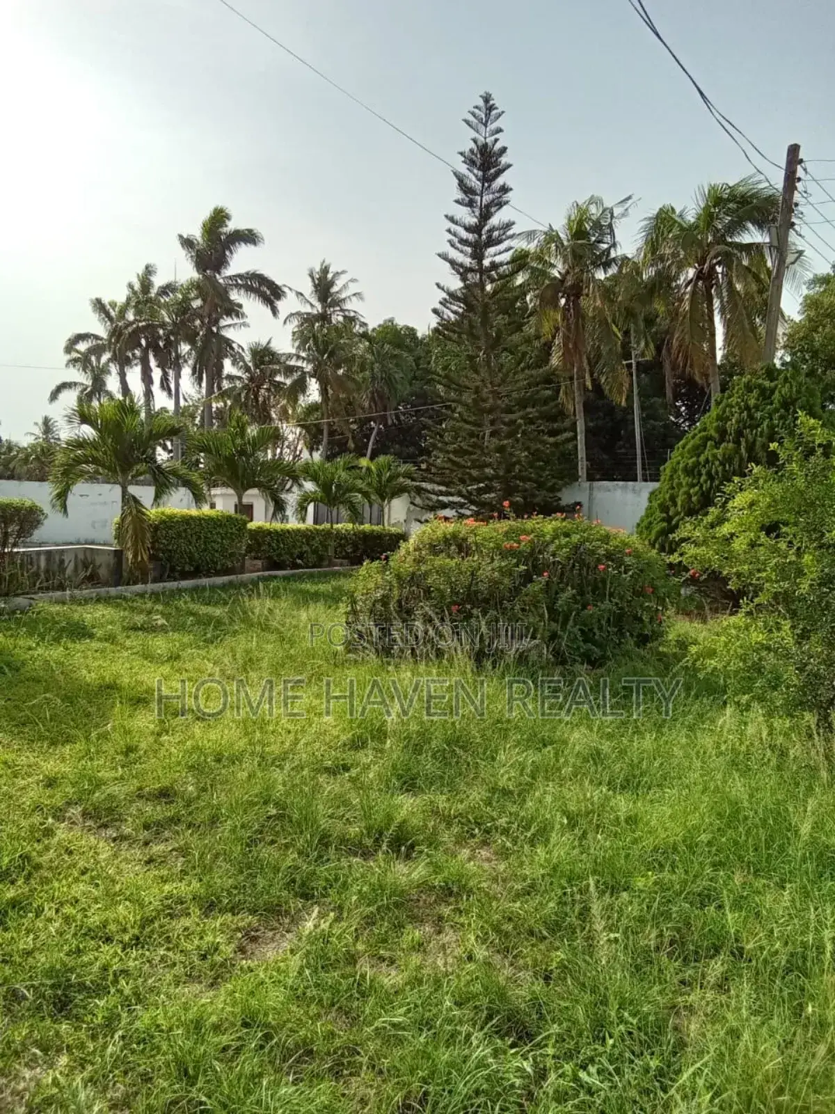 6bdrm House in Airport Residentials for rent