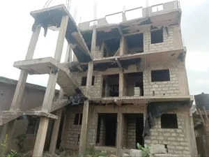 14bdrm Apartment in Rent Zone Properties, Ashaley Botwe for sale