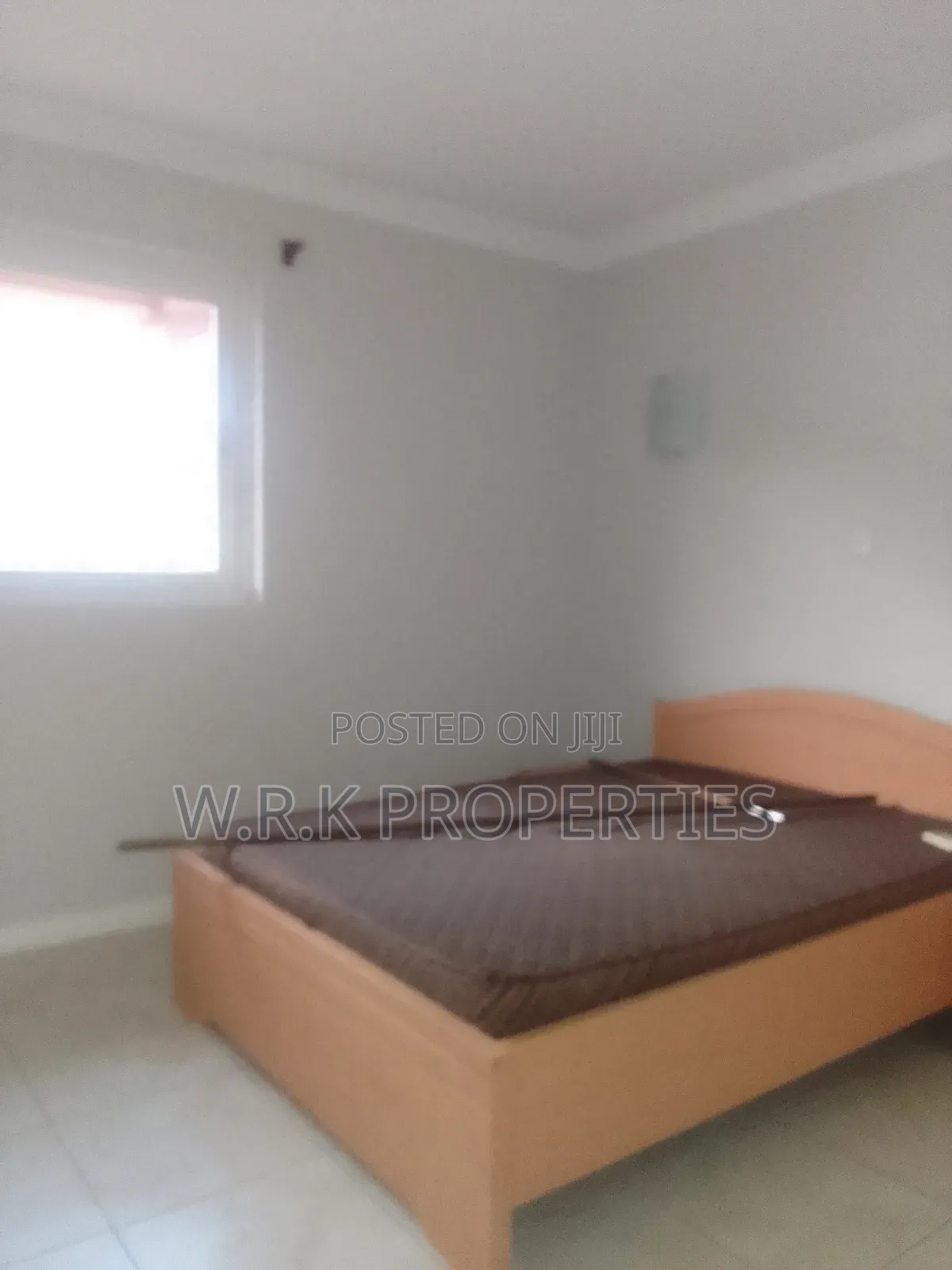 Furnished 3bdrm Townhouse / Terrace in Cantoment, Accra Metropolitan
