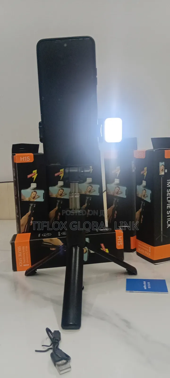 Selfy Stick With Light 1m(Uk)
