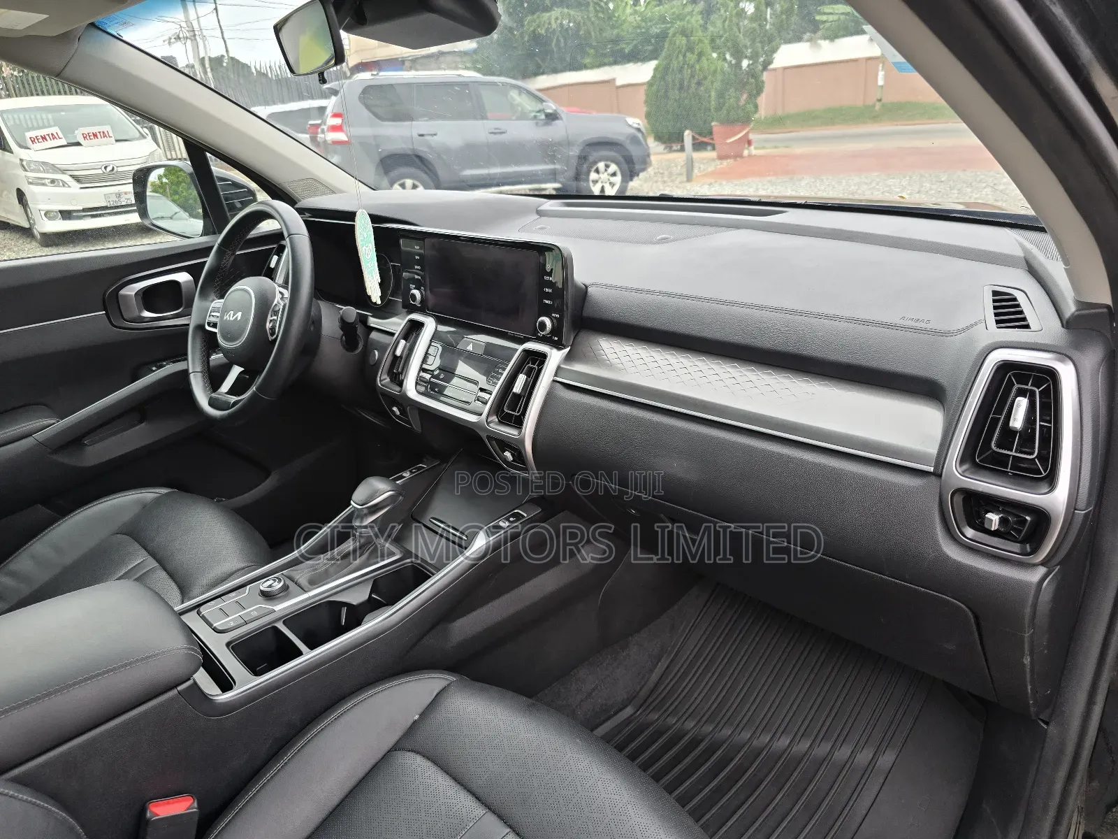 Kia Sorento S 2022 Black