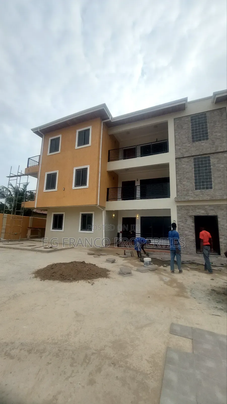 3bdrm Apartment in Kg.Franco Properties, Spintex for rent