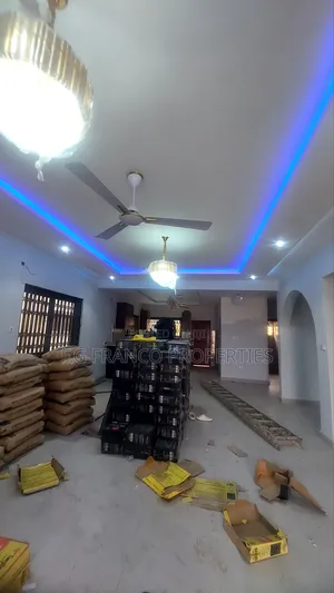 3bdrm Apartment in Kg.Franco Properties, Spintex for rent