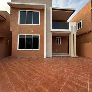 4bdrm House in Lakeside, Ashaley Botwe for sale