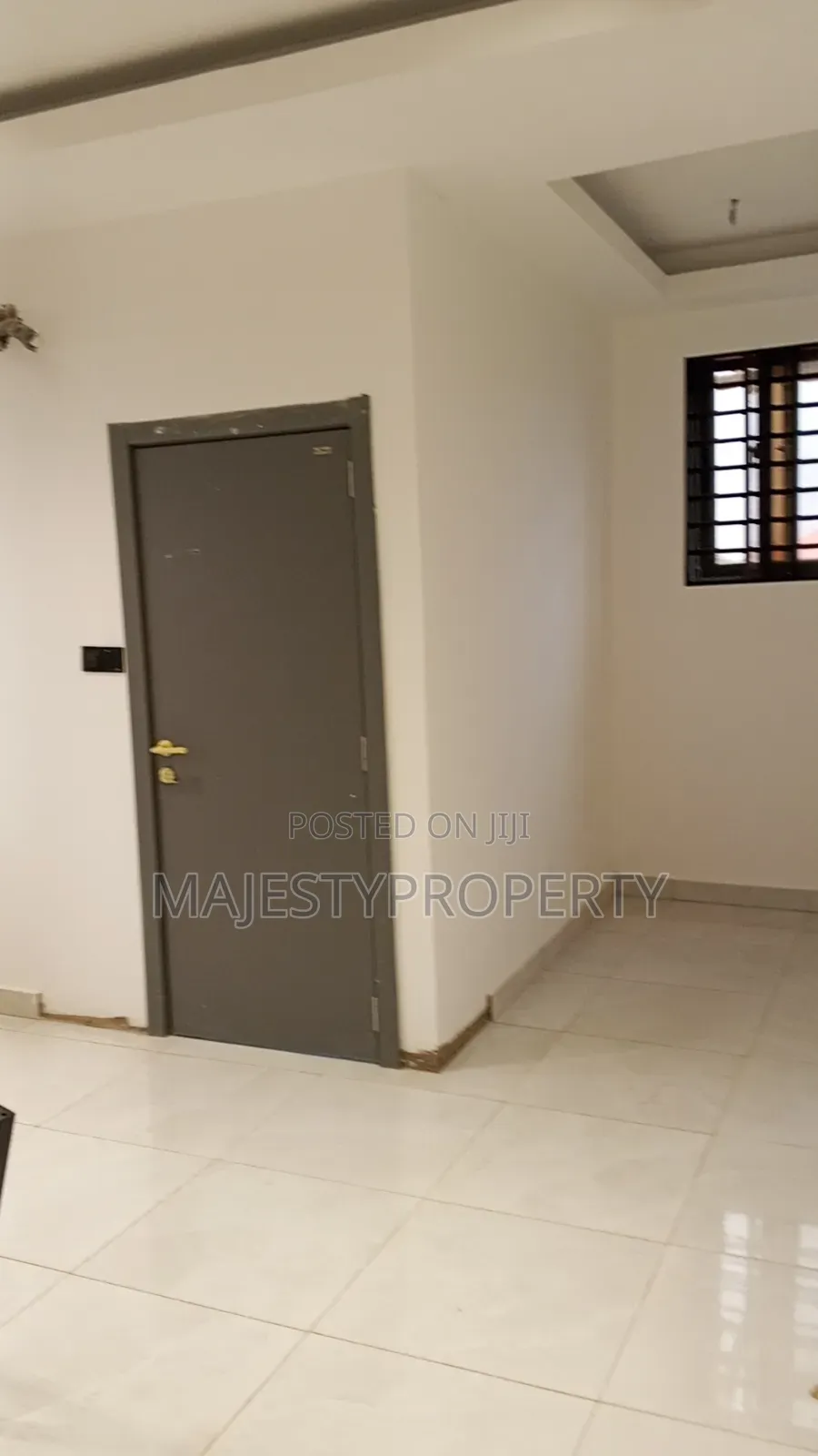 4bdrm Townhouse/Terrace in Ashaley Botwe, Adjiriganor for sale