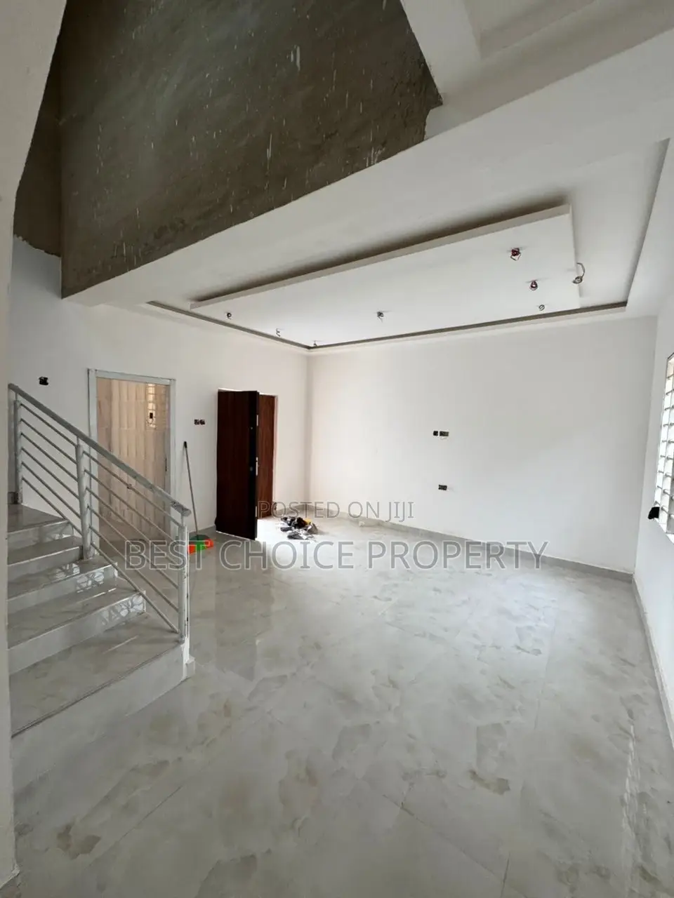 Newly Built Chamber N Hall Self Compound Lakeside Estate