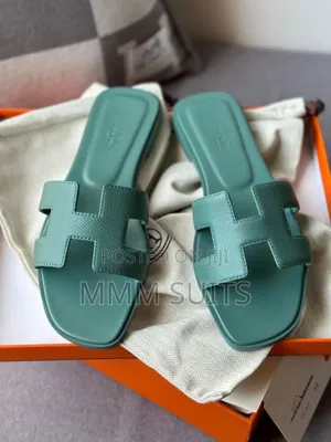 Hermes Ladies Slippers Fresh in Box All Colours