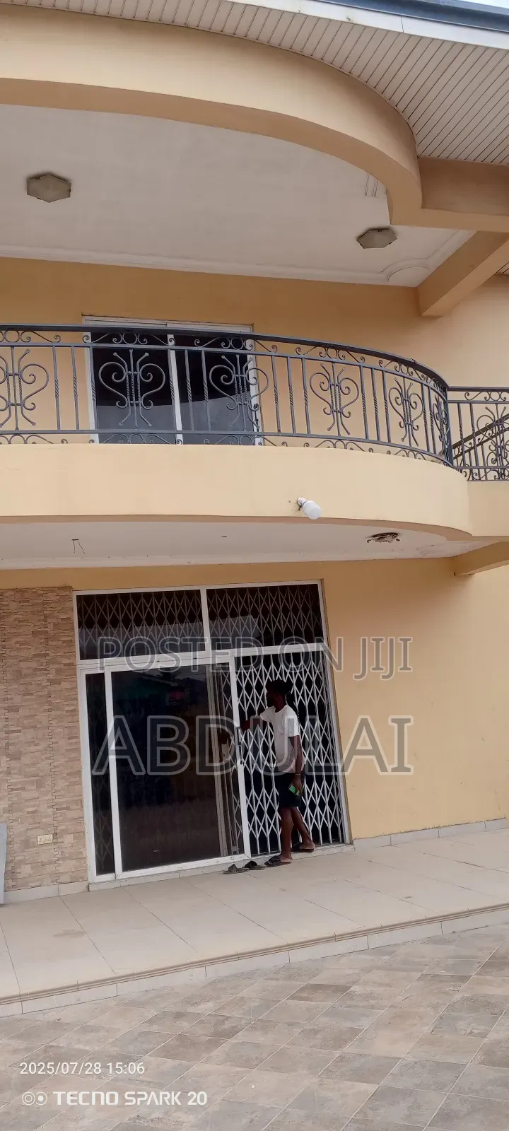 4bdrm Duplex in Abu Abdulai, Pillar 2 for rent