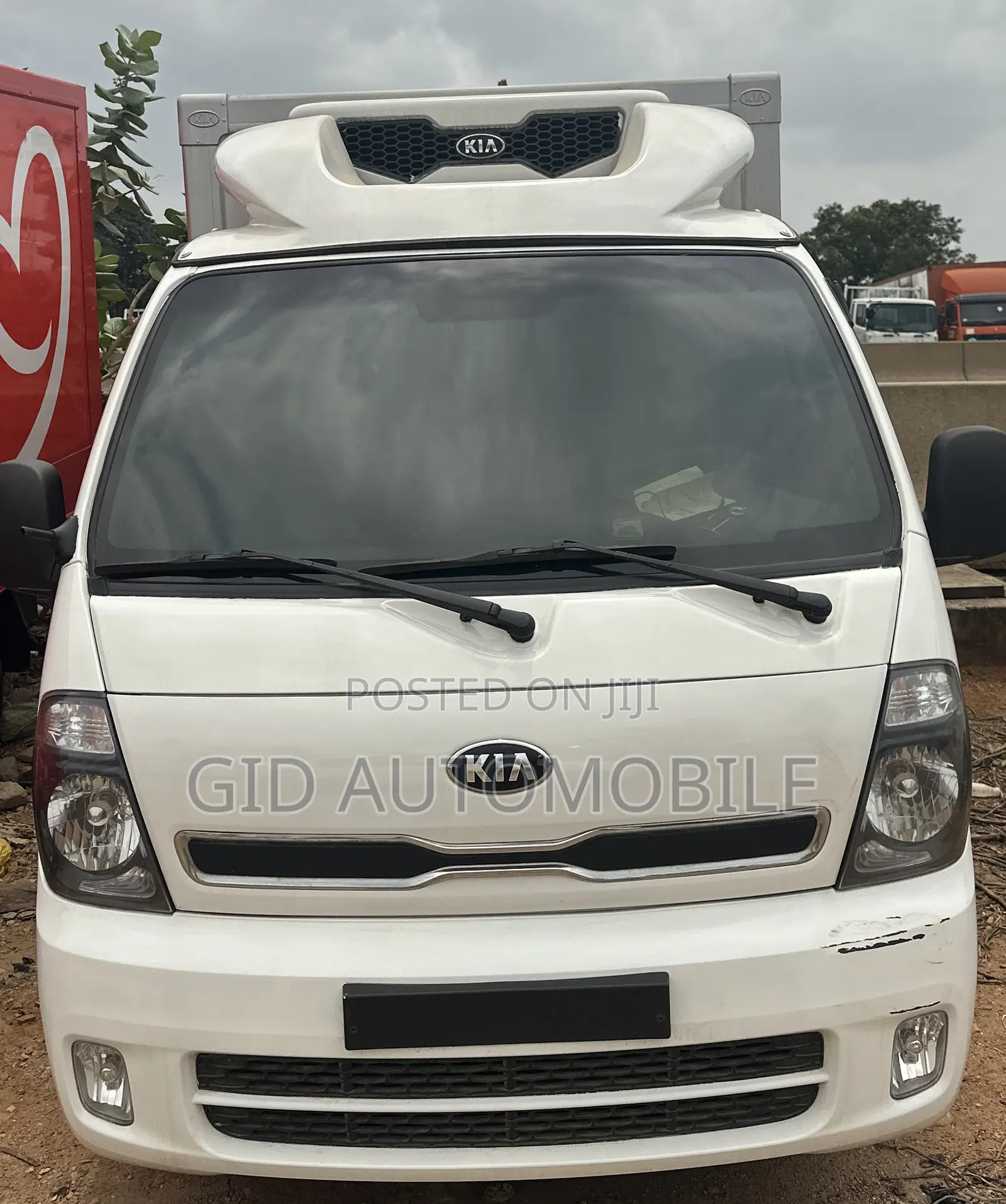 Kia Combi 2012 White