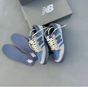 New Balance Panelled Lace-up Sneakers