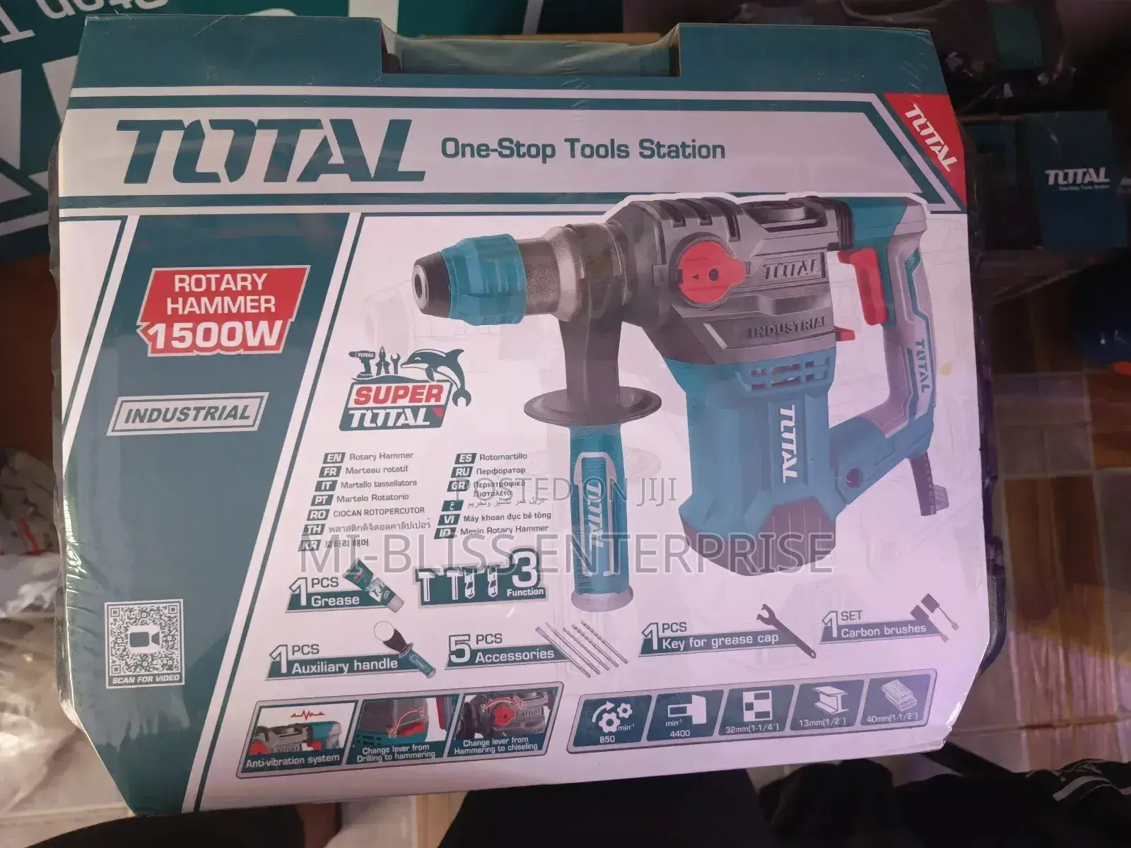 Total 1500w Rotary Hammer