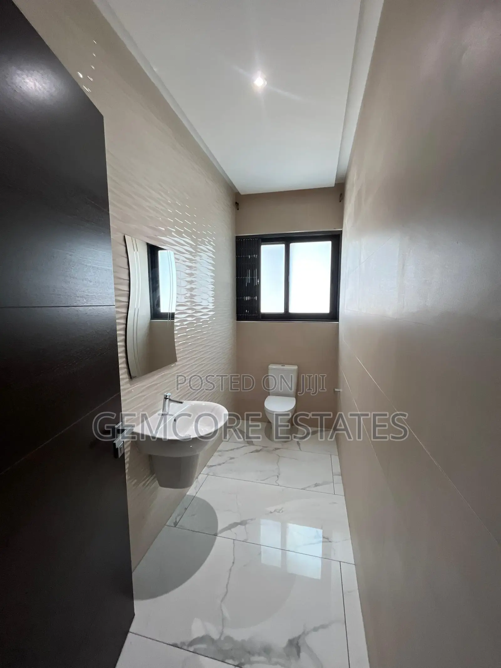4bdrm House in East Legon for rent