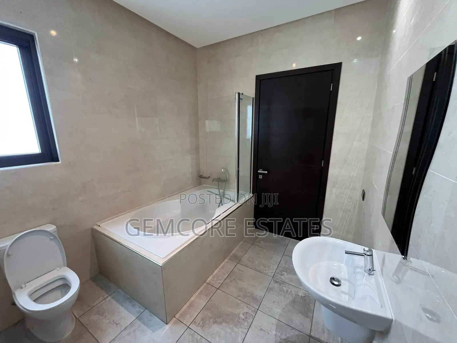 4bdrm House in East Legon for rent