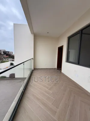 4bdrm House in Trasacco Estate, East Legon for sale