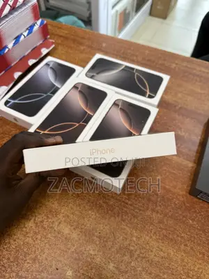 New Apple iPhone 16 Pro Max 256 GB Gold