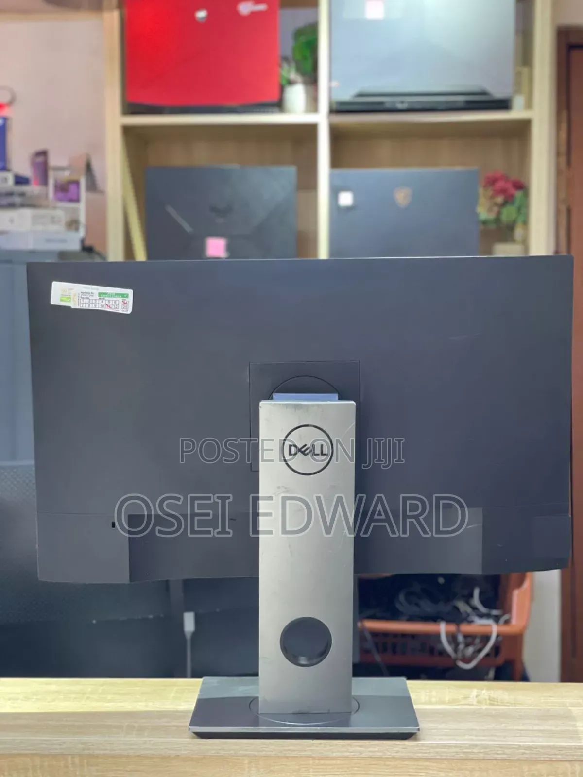 Dell P2719hc