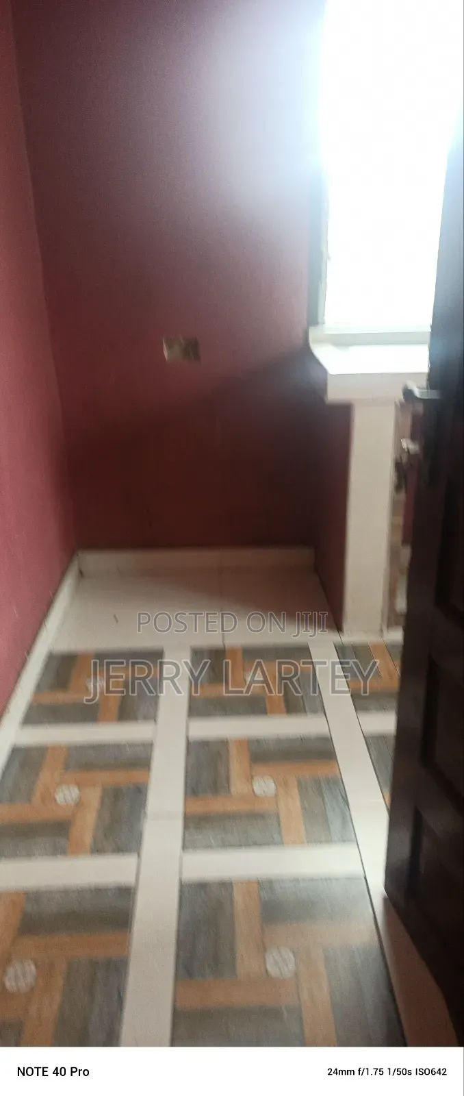 2bdrm Apartment in Dansoman Exhibition for rent