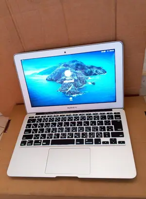 Laptop Apple MacBook Air 4GB Intel Core I7 SSD 128GB
