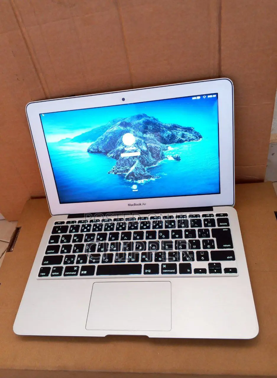 Laptop Apple MacBook Air 4GB Intel Core I7 SSD 128GB