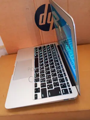 Laptop Apple MacBook Air 4GB Intel Core I7 SSD 128GB