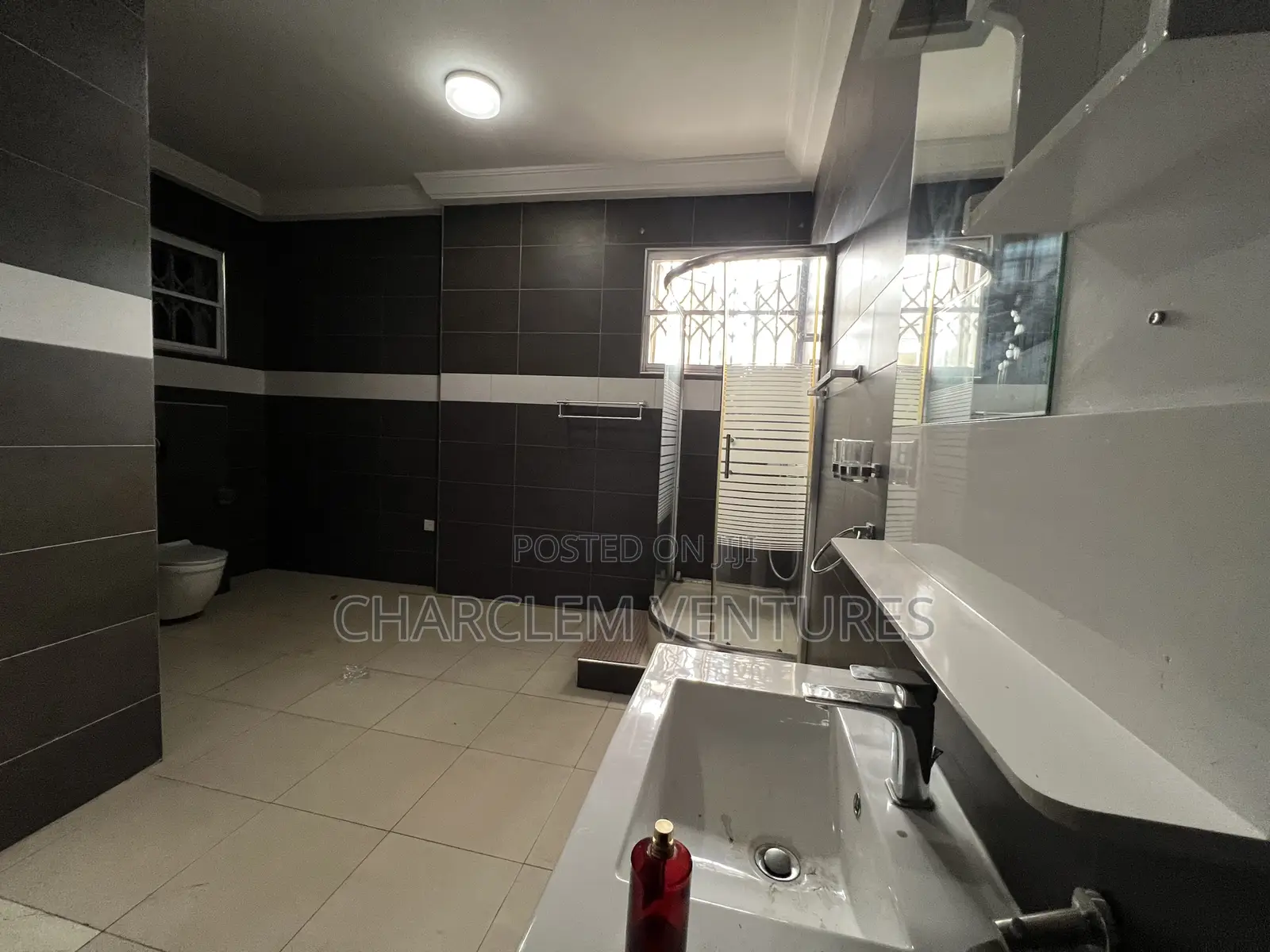 11bdrm Mansion in Charclem Ventures, East Legon for sale