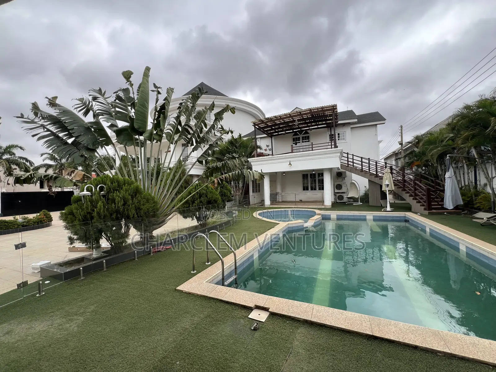 11bdrm Mansion in Charclem Ventures, East Legon for sale