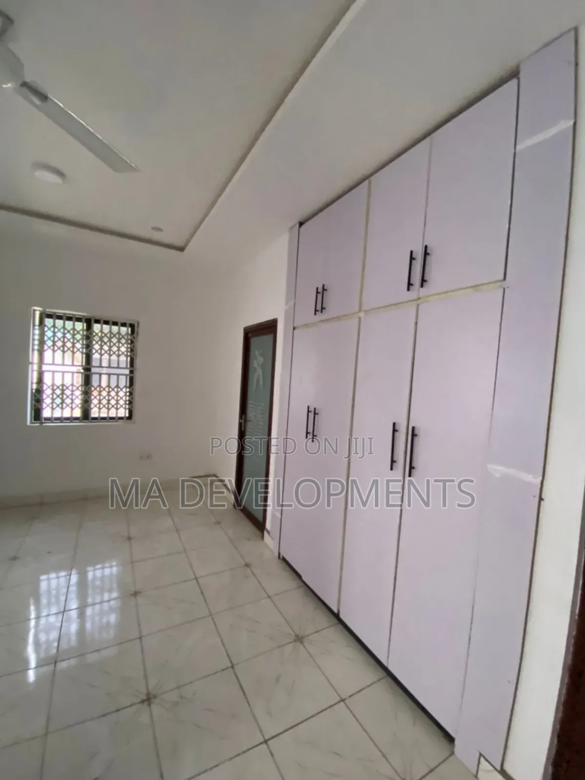 3bdrm House in Madev Realty, Ofankor for sale